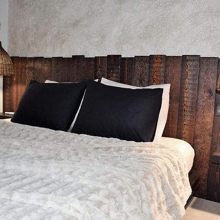 Aethrea Apartments Хараки Экстерьер фото